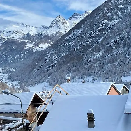Rascard Monterosa شقة